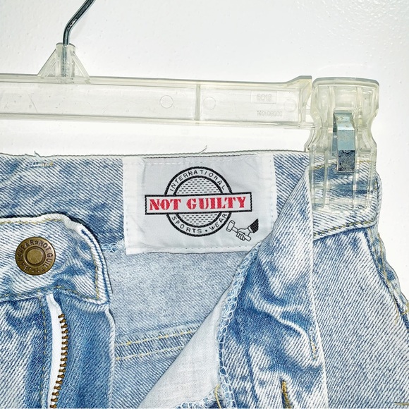 NOT GUILTY High-Waisted Ripped Mom Jeans Light Blue Denim Size 7/8 - Picture 5 of 6